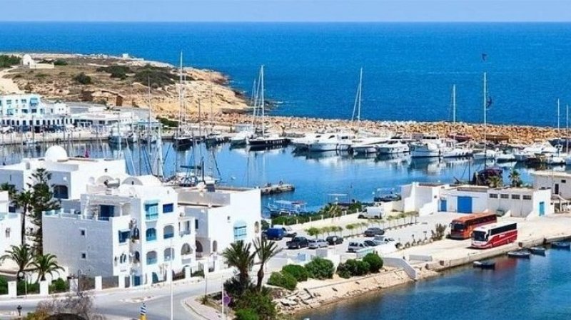 طقس اليوم الجمعة : حار نسبيا في قطاع غزة و خلايا رعدية محلية مصحوبة بأمطار متفرقة في تونس