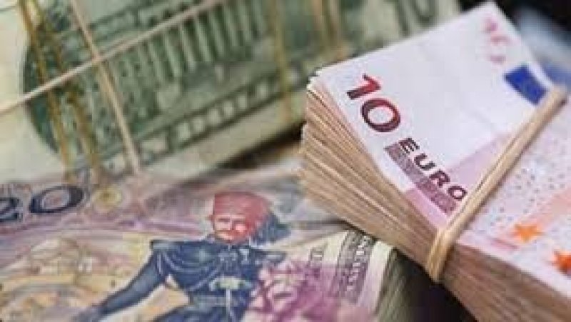 تحويلات التونسيين بالخارج تتجه نحو ارتفاع جديد في 2026