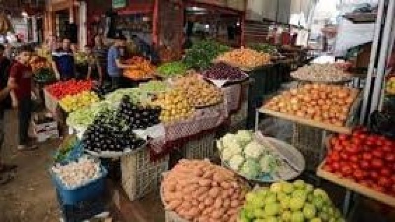 انخفاض حاد في الأسعار بقطاع غزة خلال شهر سبتمبر وتأثير ملحوظ على مؤشر غلاء المعيشة في فلسطين