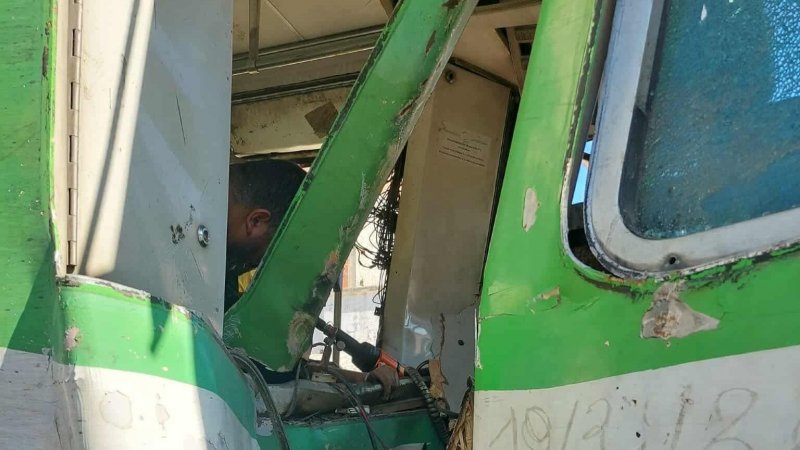 حادث تصادم المترو بحي الرمانة : نقابة النقل بتونس تدق ناقوس الخطر وتدعو إلى حوار جدي