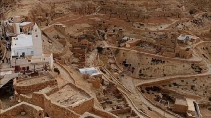 طقس اليوم الإثنين : صاف في قطاع غزة و أمطار متفرقة مؤقتا رعدية في تونس