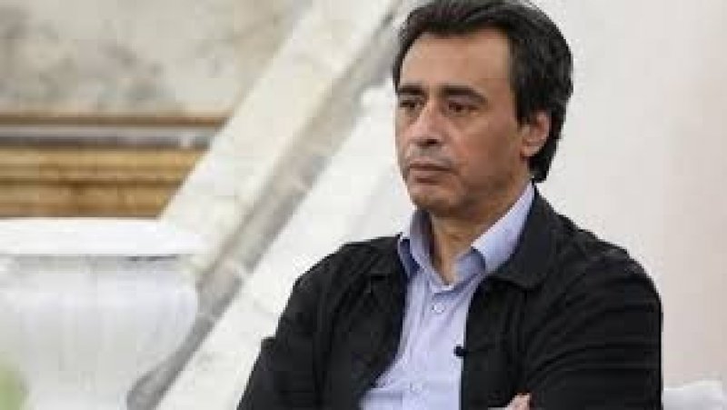 أساتذة كلية الحقوق بسوسة يعلنون تضامنهم مع زميلهم جوهر بن مبارك ويدعون إلى حمل الشارة الحمراء طيلة الأسبوع القادم