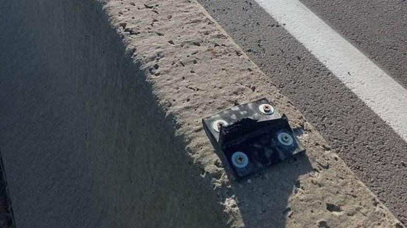 تخريب علامات ضوئية في الطريق السيارة تونس - الحمامات منذ اليوم الأول لوضعها