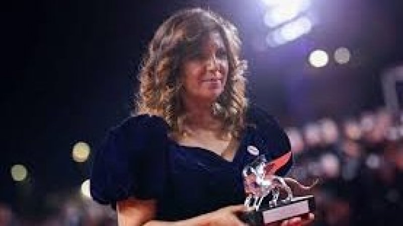 مهرجان الدوحة السينمائي : كوثر بن هنية تتوج بجائزة مسابقة " الأجيال " وجوائز أخرى لهؤلاء للمخرجين