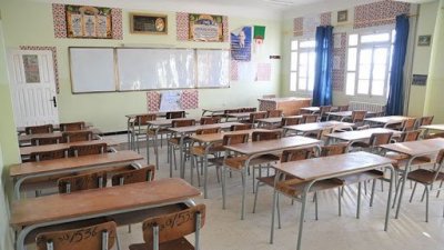 توقف الدروس بالمدرستين الاعداديتين عليسة وبئر الزيتون بطبربة