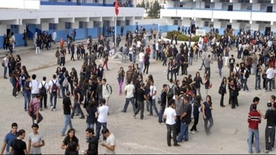 إمكانية تعليق الدروس وتغيير مواعيد الامتحانات
