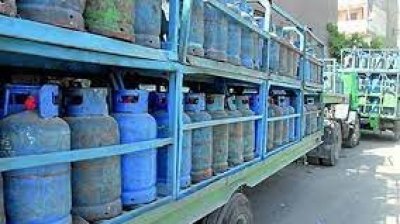 نتيجة تحرك نقابي.. إيقاف التزود بالمحروقات وبالغاز المنزلي بجرزونة