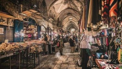 أسعار فلسطين : لحم الغنم ب 68 دينار، الدجاج ب12 ، القرع ب5 د والليمون ب2،5 د وأعلاها في القدس وغزة