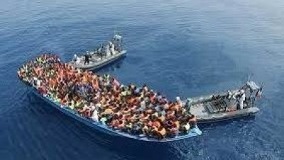 الهجرة غير النظامية خلال شهر افريل: أكثر من 300 مهاجر تونسي وصل إلى ايطاليا ومنع 42 عملية اجتياز