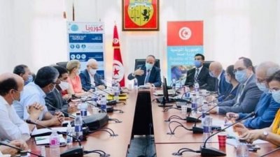 اللجنة العلمية لمجابهة كورونا تجتمع اليوم.. هل يتم التخلي على الحجر الصحي الاجباري؟