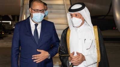 في زيارة غير معلنة.. هشام المشيشي يصل الى قطر