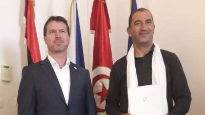 من اجل تسجيلها تراثا انسانيا: مائة إمرأة لتشييد قصر الحلفاء في جبل سمامة