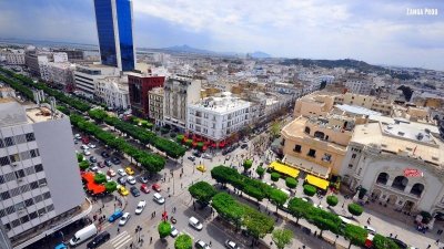 وضع صعب في البلاد وعطالة تامة انعكست على الوزارات والمؤسسات
