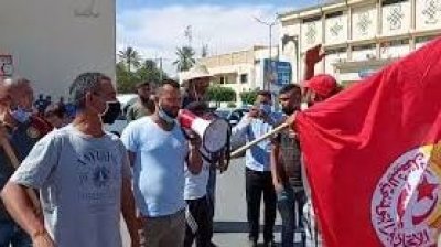 صدر بالرائد الرسمي.. امر حكومي يقضي بانهاء العمل بآلية تشغيل عملة الحضائر الجهوية والفلاحية