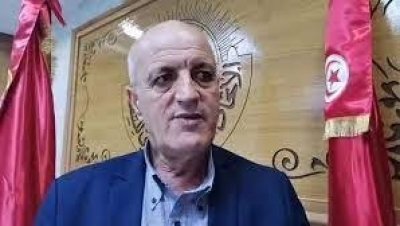 كاتب عام الاتحاد الجهوي للشغل بباجة يستغيث :" نحتاج الى 40 قارورة اوكسيجين بصفة عاجلة جدا "