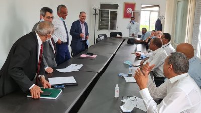 الأمين العام يواكب جلسة التفاوض في قطاع البنوك والتأمينات