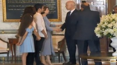 ابنة رئيس الجمهورية تحص على الباكالوريا ملاحظة حسن