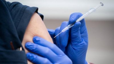 تاجيل الجرعة الثانية من لقاح كورونا للمربين الذين مازالوا على ذمة الامتحانات الوطنية