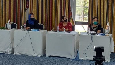 اجتماع الشبكة الإقليمية للنقابات" بأنديتكس": دعم التضامن العمالي وحماية العمال خلال الجوائح