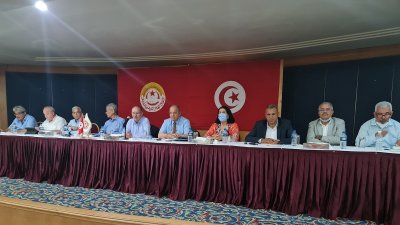 اعضاء من الهيئة الادارية يؤكدون: مساندة الاجراءات وتوجس من الغموض