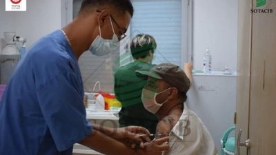 فرق متنقلة الى المؤسسات تسجل العمال وتلقحهم في ان واحد ربحا للوقت