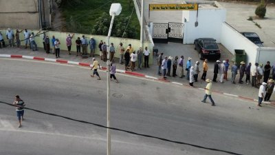 في اليوم الوطني للتلقيح.. اقبال كبير ومليون ونصف جرعة "استرازينيكا" جاهزة في المراكز
