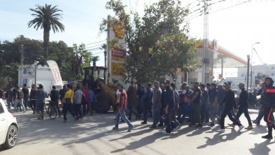 ردّا على افتراءاته، النقابة تؤكد: الرئيس المدير العام لشركة سكر تونس ببنزرت يجانب الواقع ويصرّ على تخريب المعمل