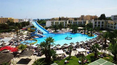 نزل "بالميرا بارك" بسوسة يحرم عماله من مستحقاتهم ومن التغطية الاجتماعية ويضطرهم للإضراب يومين