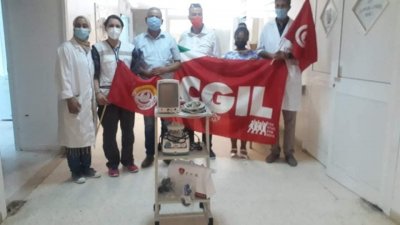 الكنفدرالية العامة للعمل بايطاليا cgil تسلم مستشفى الحبيب بو قطفة ببنزرت تجهيزات طبية