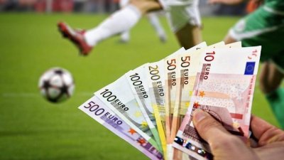 الفيفا: 48,5 مليار دولار أنفقت في سوق الانتقالات بين عامي 2011 و2020