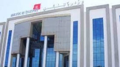يروج انهم محسوبون على النهضة..اعفاء ثلاثة مستشارين من ديوان وزارة النقل