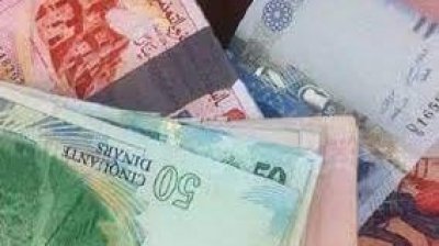 عملة التربية بالقيروان يطالبون بمنحة الكتب والادوات المدرسية