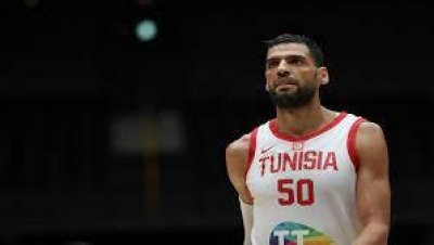 صالح الماجري يتراجع عن قرار الاعتزال الدولي ويحترف في البطولة الكويتية