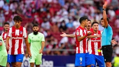 ايقاف جواو فيليكس مباراتين