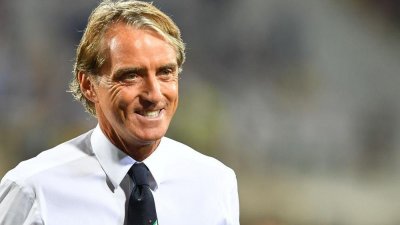مانشيني يجدّد الثقة في التشكيلة المتوجة بلقب "يورو 2020"