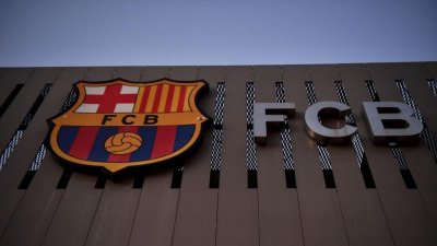 خسائر قياسية لبرشلونة الإسباني بسبب كورونا !