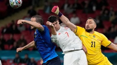 بطولة دوري الأمم الأوروبية: سان سيرو يستضيف قمّة إيطاليا وإسبانيا