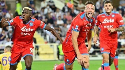 الكالتشيو: نابولي يواصل تحليقه بالصّدارة وروما يستعيد توازنه بتخطي امبولي