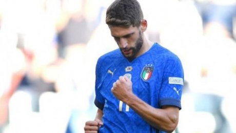 بيراردي أفضل لاعب في مباراة إيطاليا وبلجيكا