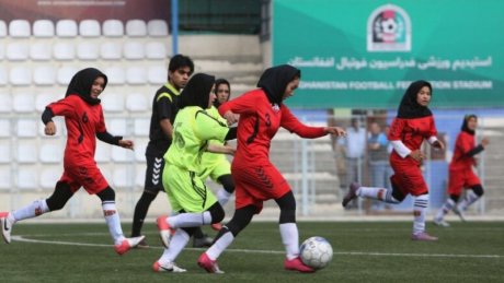 الفيفا: إجلاء ما يقرب من مائة لاعب ولاعبة كرة قدم من أفغانستان