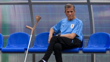 تاباريز يواصل تدريب منتخب الأوروغواي للموسم 15 على التوالي