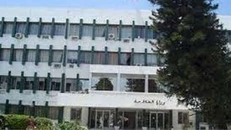 في قضية الفساد بوزارة الفلاحة..4 بطاقات ايداع بالسجن وتحجير السفر على باقي المظنون فيهم
