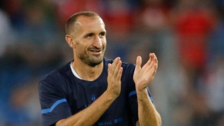 كييليني خارج تشكيلة المنتخب الإيطالي