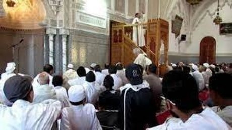 الرقاب ..نقابة الشؤون الدينية تطالب بفتح ملف الوضع المهني للاطارات المسجدية وتسويته نهائيا