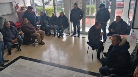 احتجاجا على عدم الجدية في فتح تجاوزات ملف اللزمة مع "تاف "التركية ..الجامعة العامة للنقل تهدد باضراب عام بجميع المطارات التونسية