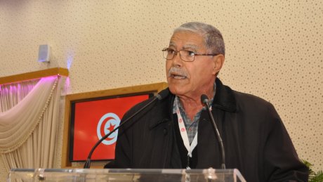 الاخ محمد الميراوي.."السلطة تسعى الى التفويت في شركة فسفاط قفصة "