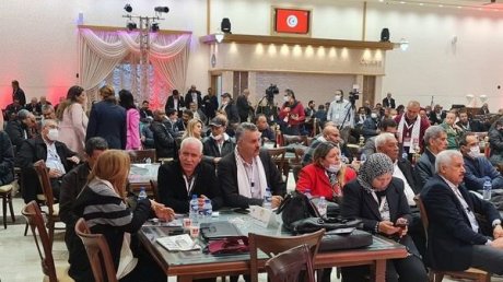 اللائحة العامة للمؤتمر25: التدقيق في المالية العمومية وإنقاذ المؤسسات العمومية ورقمنة الإدارة وإصلاح القطاع السياحي