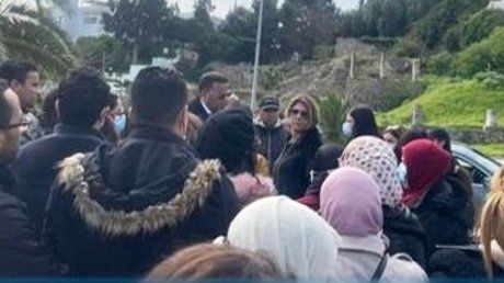 بداية من اليوم..موظّفو الهيئة الوطنية لمكافحة الفساد يدخلون في اعتصام مفتوح قرب القصر الرئاسي بقرطاج