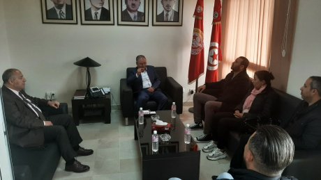 نقيب الصحفيين يهنئ الأمين العام بنجاح المؤتمر ، اضراب في مطبعة واتهام لاساتذة في قفصة