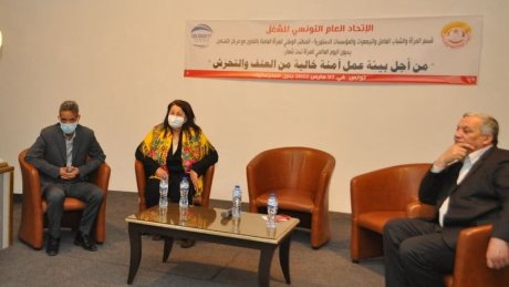 ممثلة مركز التضامن.."العاملات الفلاحيات يتعرضن للعنف والحيف ولابد من العناية بهن عبر المصادقة على الاتفاقية 190"